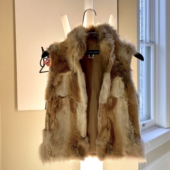 NWOT Fox Fur ADRIENNE LANDAU Textured Vest - Picture 5 of 8